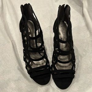 Kelly & Katie strappy black heels